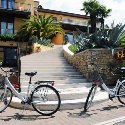 noleggio bici Hotel Cristallo Malcesine noleggio bici Hotel Cristallo Malcesine